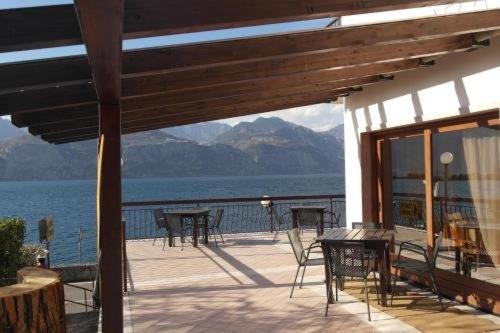 Locanda Bellavista Food&Rooms Мальчезине Экстерьер фото